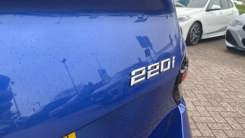 BMW 2 Series 220i M Sport 2dr Step Auto [Pro Pack] Petrol Coupe